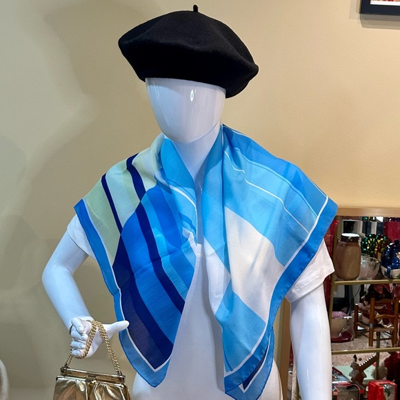 🌟HP🌟VTG Large Italian Designer Colorful Geometric Print Square Scarf Giordani - Picture 2 of 7